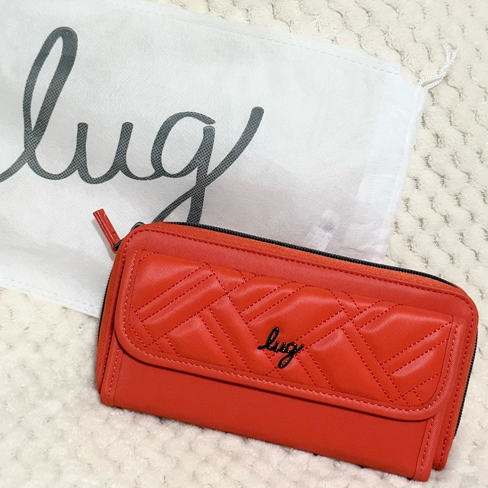 New with tags! Lug kickflip Quilted Crossbody Wallet Papaya orange